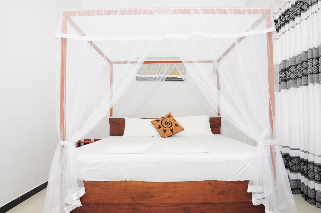 Nilaveli Hotel - DPH001